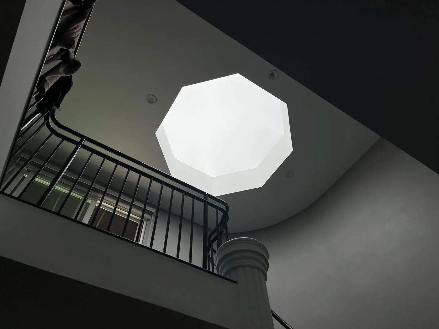 Contact Hollywood Skylights - Hollywood Skylights, Los Angeles