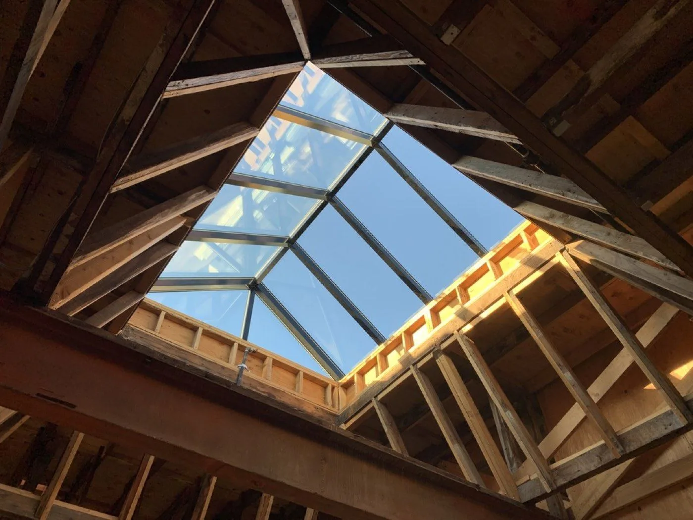 Double pitch skylight with glazed ends, Los Angeles